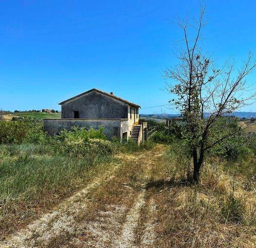 Rustico / casale a Appignano del tronto in Contrada Valle San Martino 90 - Foto 2