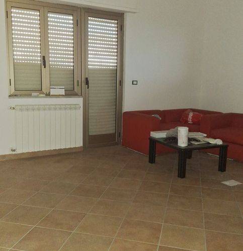 Appartamento a Motta san giovanni in Via Dei Mille 79 - Foto 2