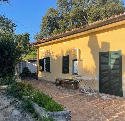 Casa indipendente a Cisterna di latina in Via Dei Tigli 2 - Foto 3