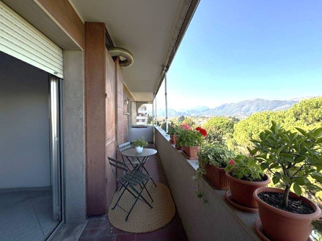 Appartamento a Albenga in Via Valle d'Aosta - Foto 2