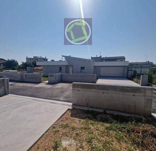 Villa a Pordenone - Foto 2