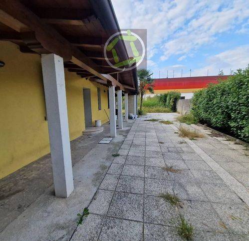 Villa a Pordenone in Via Fornace 7 - Foto 5