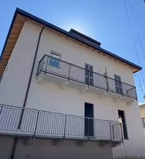 Appartamento a Lecco in Via Col di Lana, 38 - Foto 2