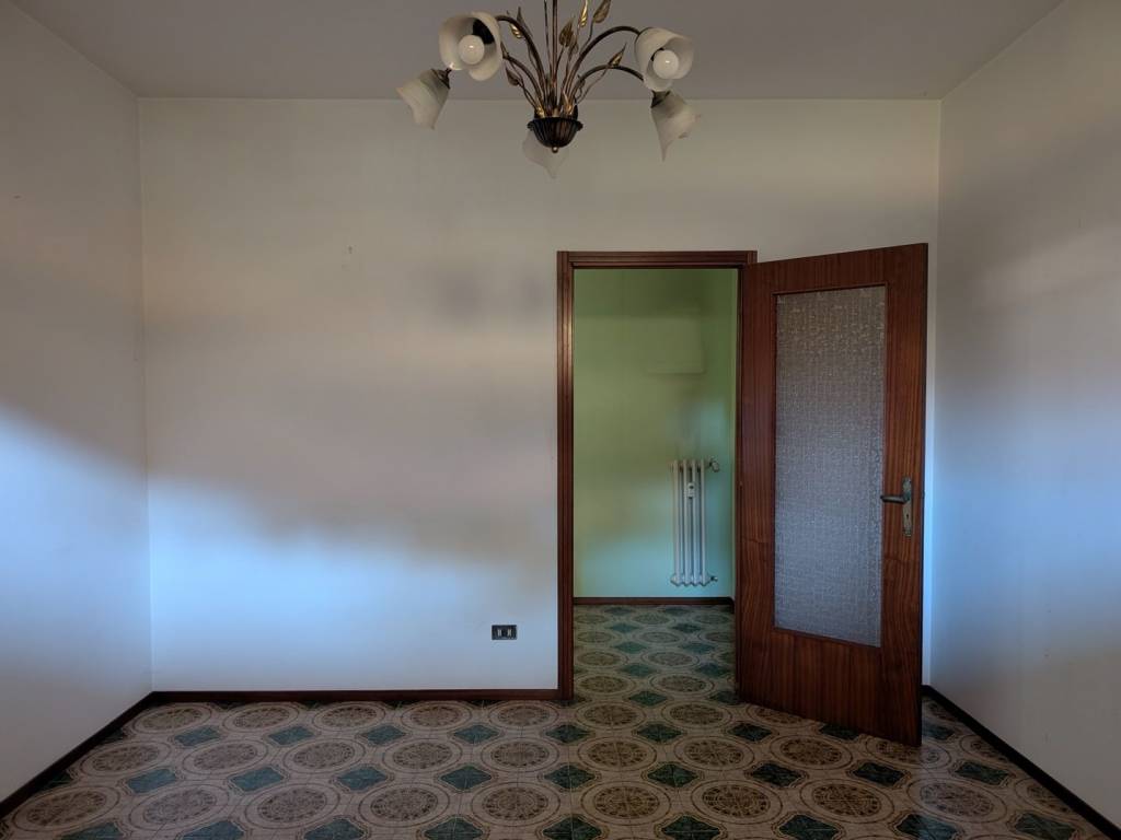 Appartamento a Arcisate in Via Giacomo Matteotti - Foto 4
