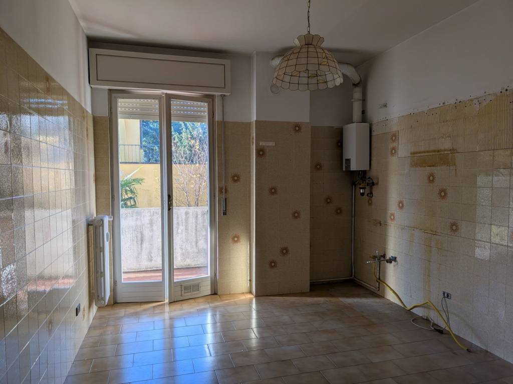 Appartamento a Arcisate in Via Giacomo Matteotti - Foto 5