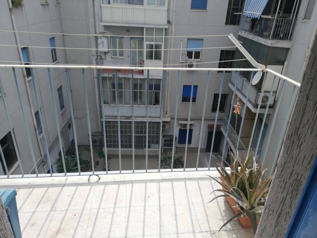 Appartamento a Catania in Via Eleonora d'Angiò - Foto 2