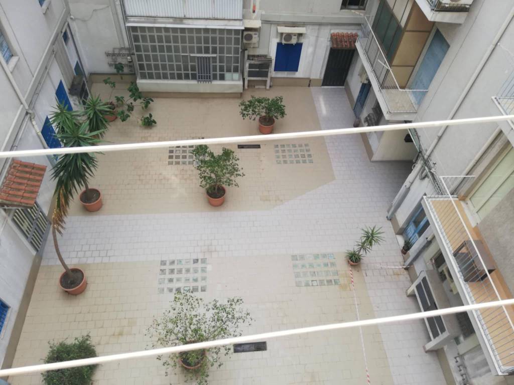 Appartamento a Catania in Via Eleonora d'Angiò - Foto 3
