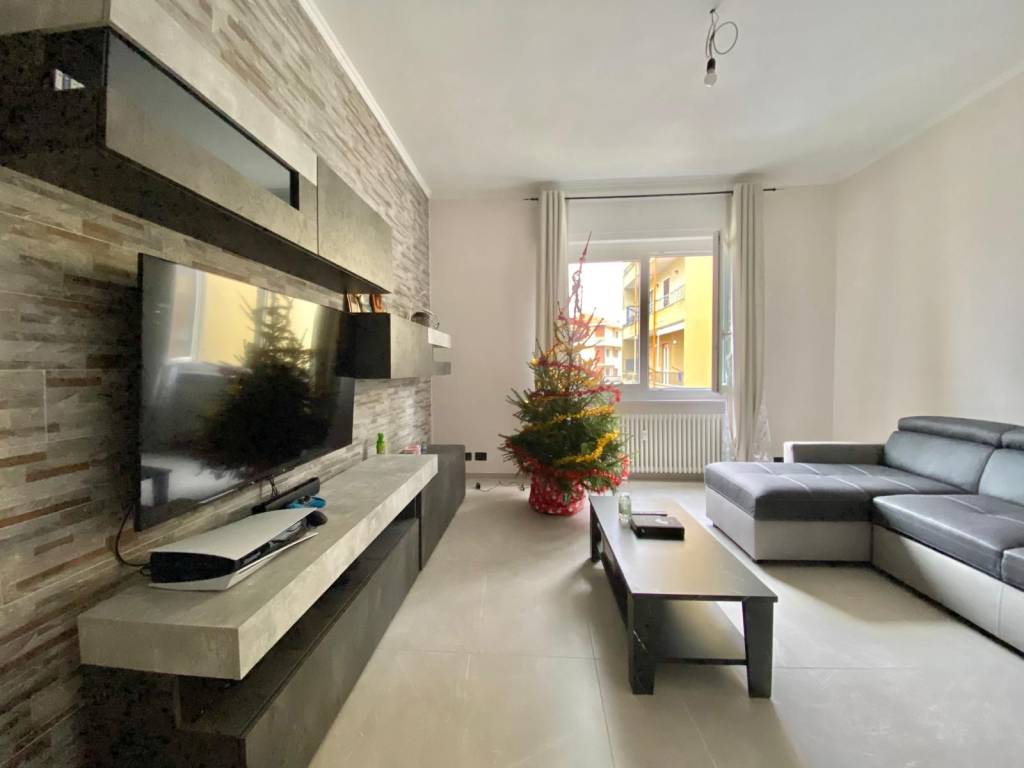 Appartamento a Ciriè in Via Trieste, 40 - Foto 2