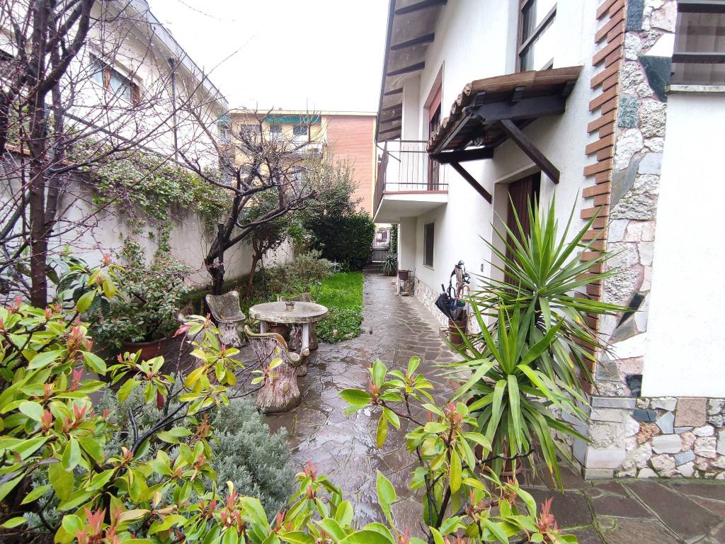Villa a Cremona in Via Trebbia, 8 - Foto 2