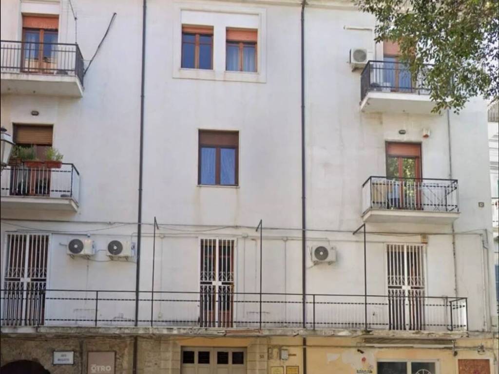 Appartamento a Crotone in Largo Umberto I, 57 - Foto 2