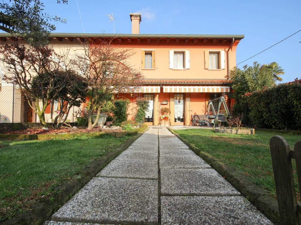 Villetta a schiera a Resana in Via Siese - Foto 2