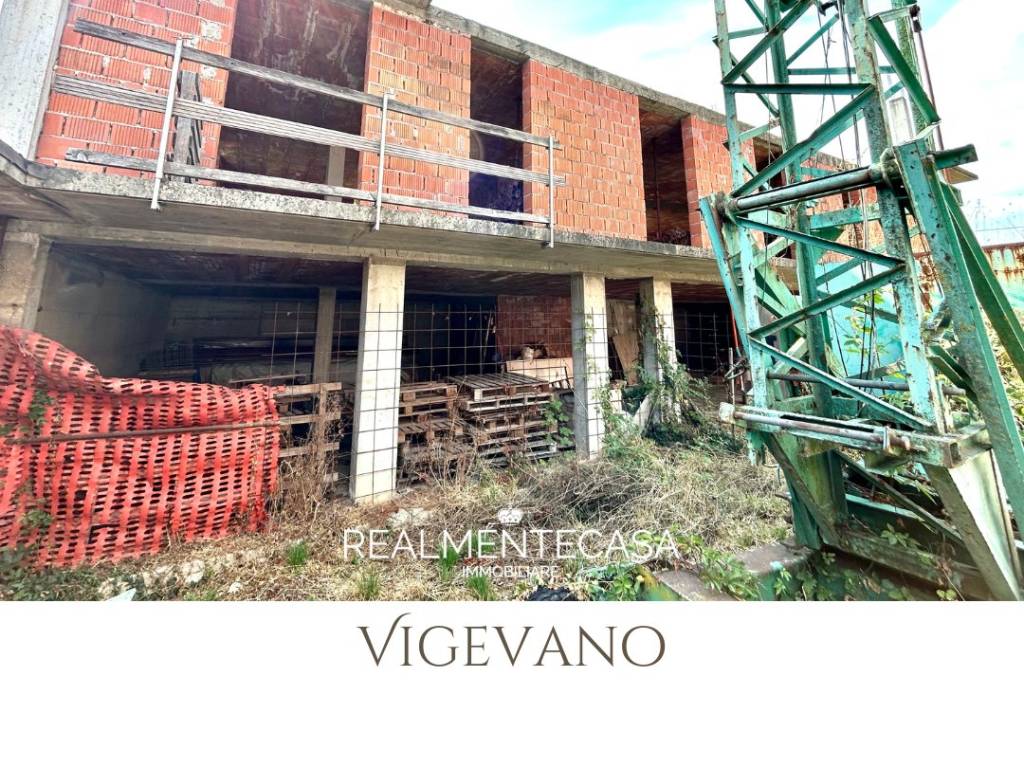 Palazzo / stabile a Vigevano in Via Vallere - Foto 2