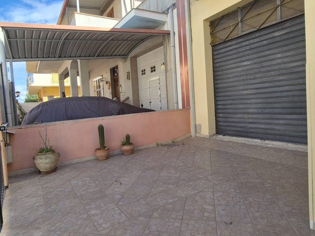 Villa a Avola in Via Giuseppe La Farina - Foto 5
