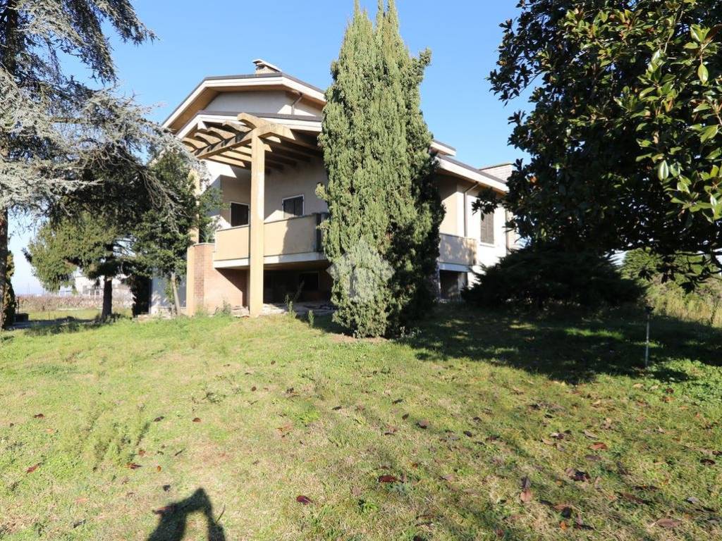 Villa a Roverbella in Via Solferino e San Martino, 33 - Foto 3