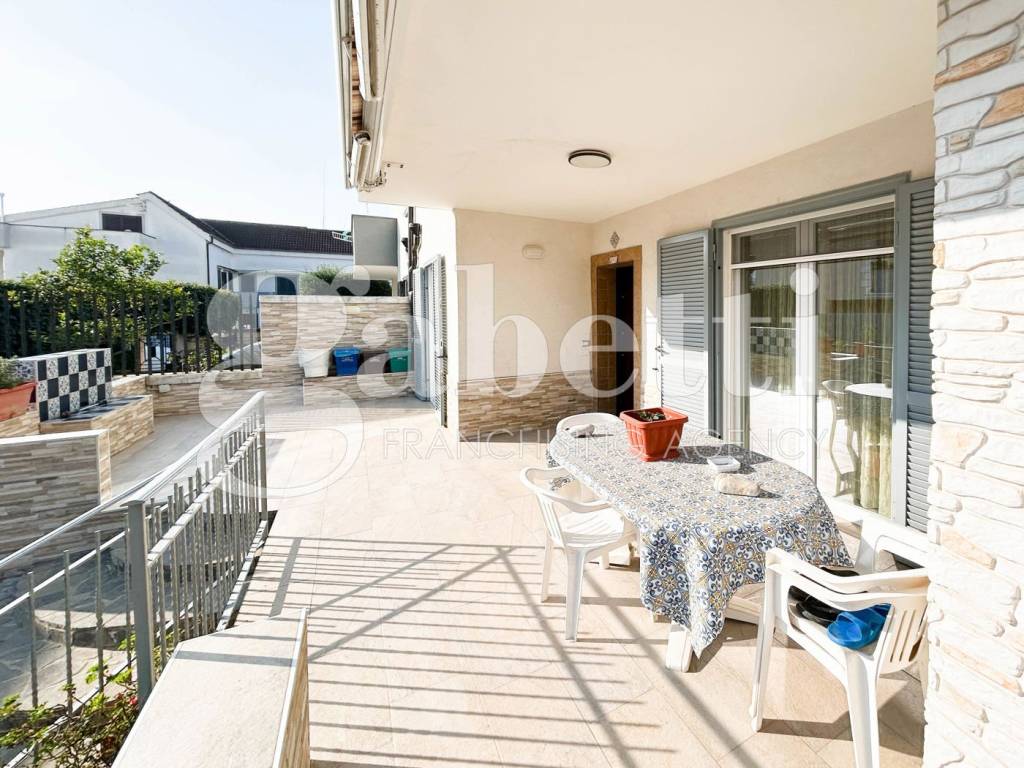 Villa a Giugliano in campania in VIA STAFFETTA , 181 - Foto 4