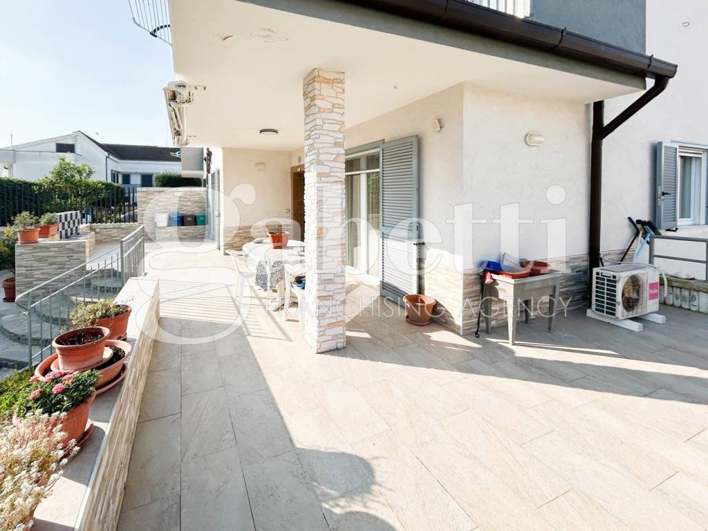 Villa a Giugliano in campania in VIA STAFFETTA , 181 - Foto 5