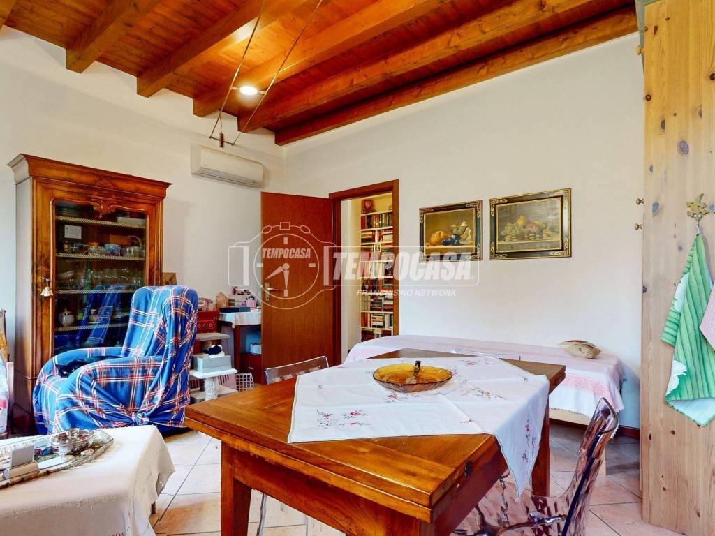 Appartamento a Mantova in Via Fratelli Grioli 28 - Foto 3