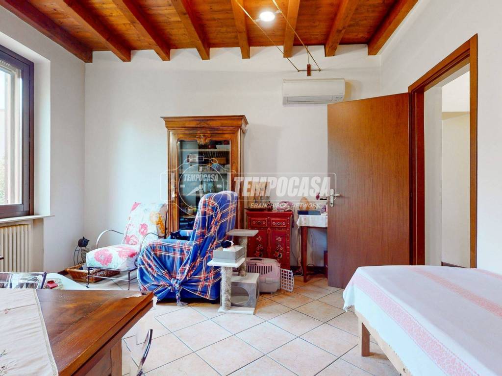 Appartamento a Mantova in Via Fratelli Grioli 28 - Foto 4