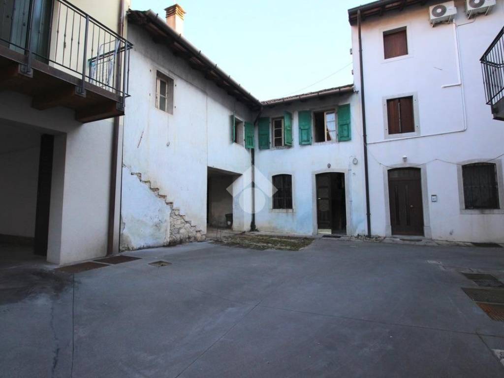 Appartamento a Faedis in VIA PIAZZA I maggio, 15 - Foto 2