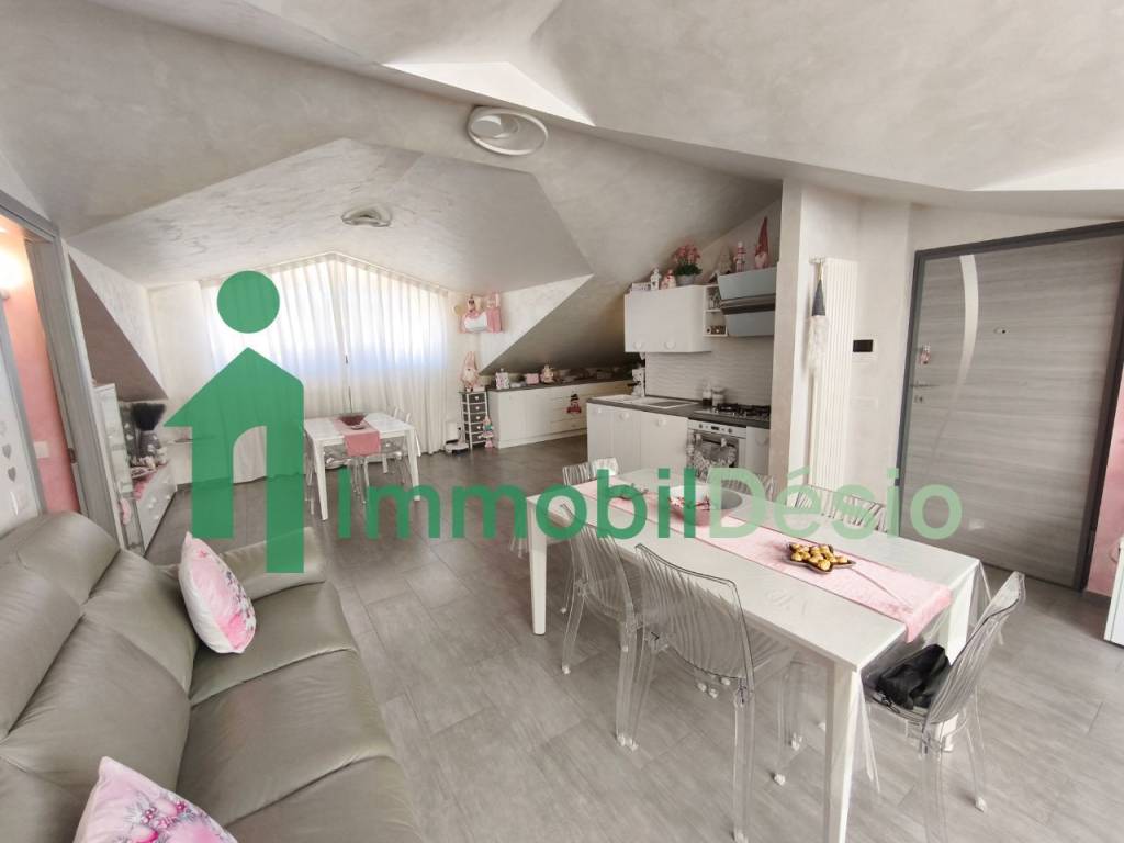 Attico / mansarda a Picerno in Via Carlo Levi, 11 - Foto 5