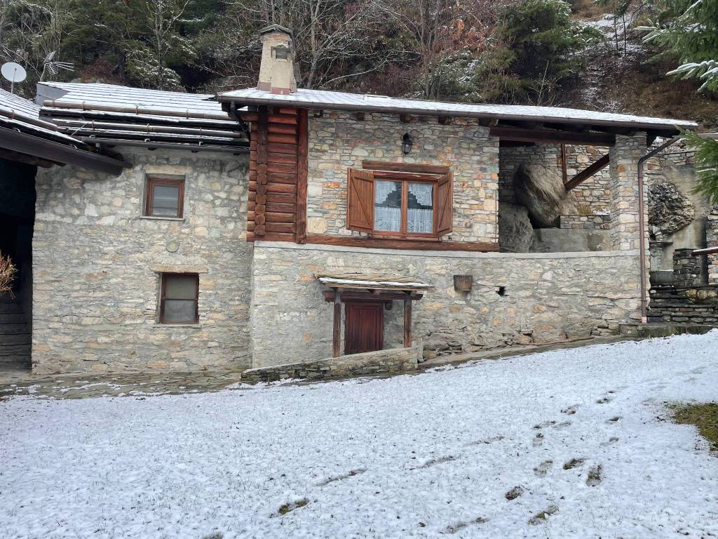 Rustico / casale a Oulx in Via Bardonecchia - Foto 2