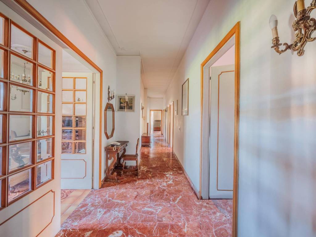 Villa a Poggibonsi in Via Michelangelo - Foto 5