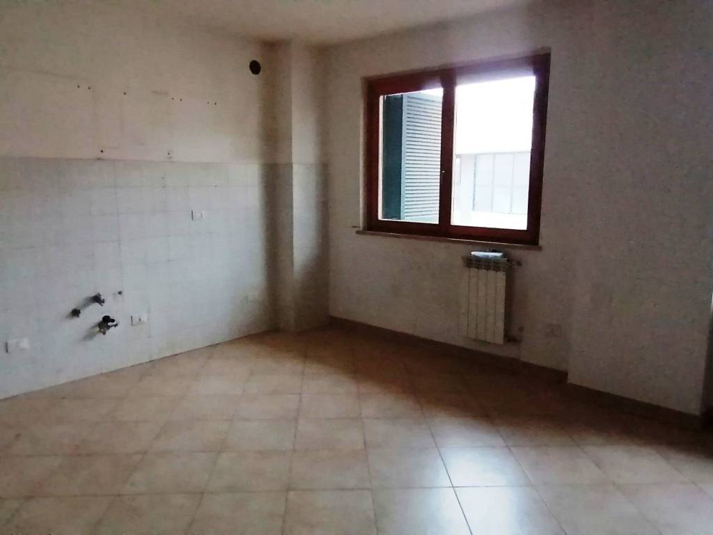 Appartamento a Guidonia montecelio in Via Giuliano Montelucci - Foto 3