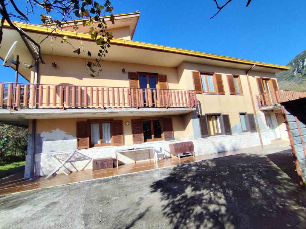 Villa a Giuliano di roma in Via San Biagio - Foto 2