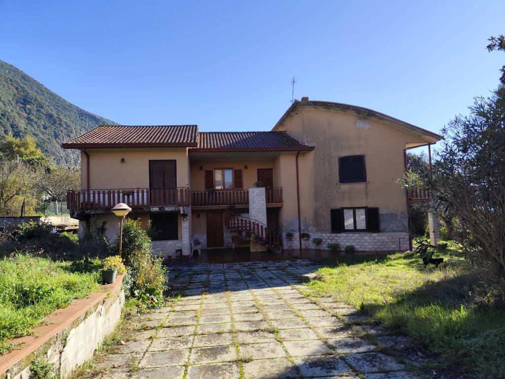 Villa a Giuliano di roma in Via San Biagio - Foto 5