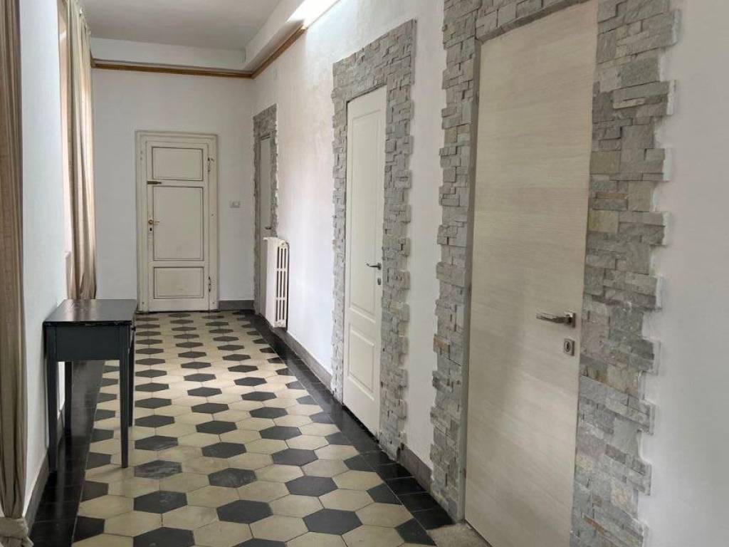 Appartamento a Livorno in Viale Giosuè Carducci, 112 - Foto 3