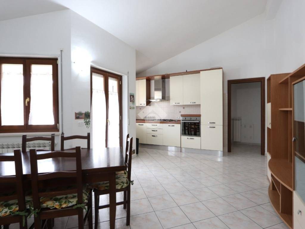 Appartamento a Scoppito in Via roma, 63 - Foto 3