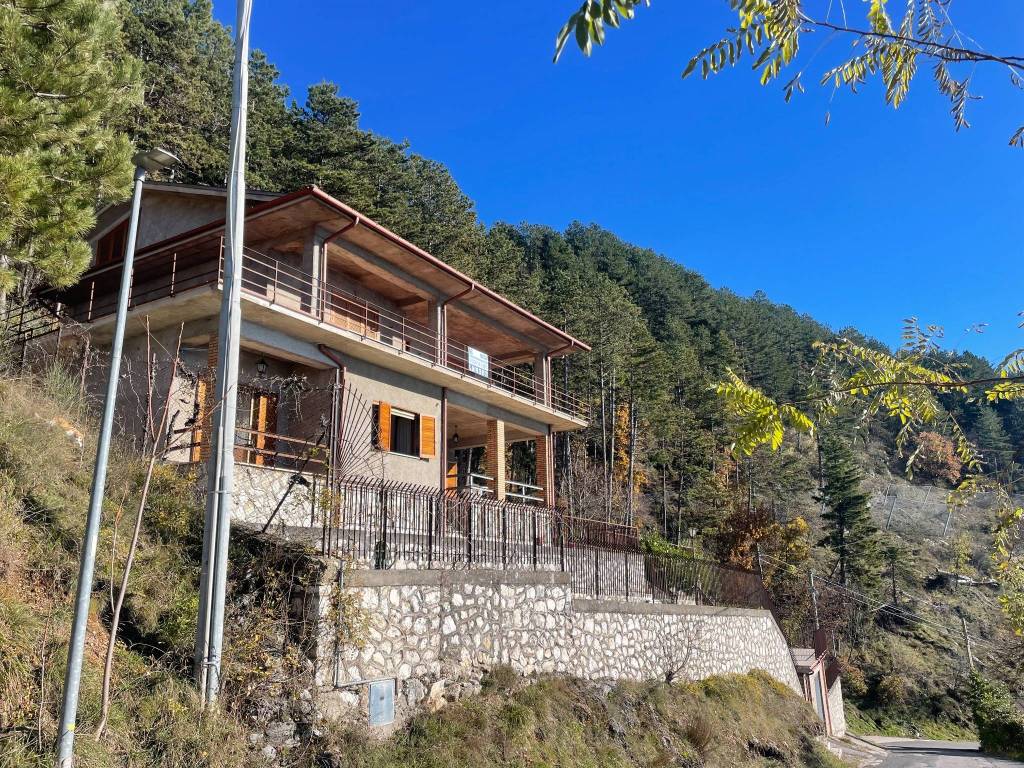 Villa a Poggio bustone in Via della Casetta - Foto 3