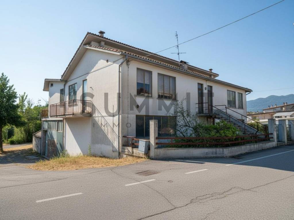 Villa a Santorso in Via Pozzati - Foto 2