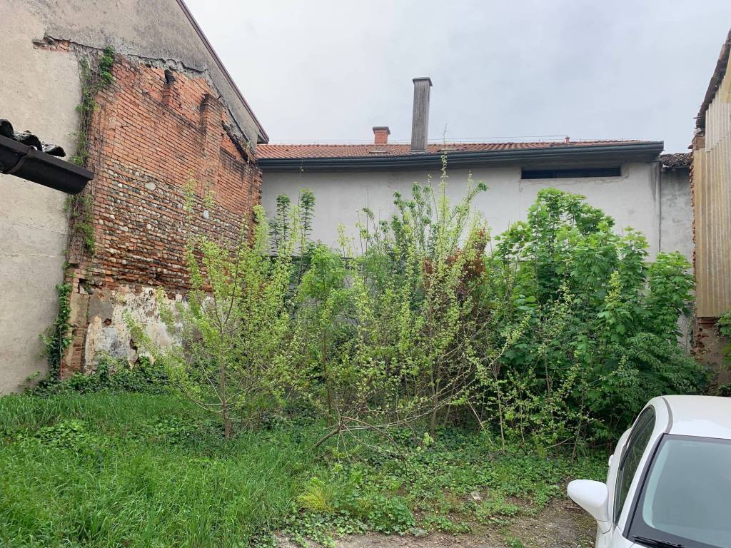 Terreno a Calvenzano in Via Guglielmo Marconi, 36 - Foto 3