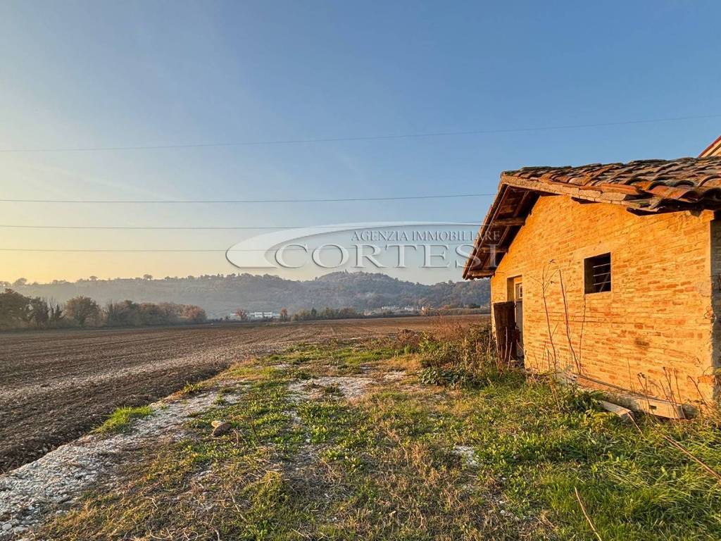 Rustico / casale a Fano in Località Bellocchi - Foto 2