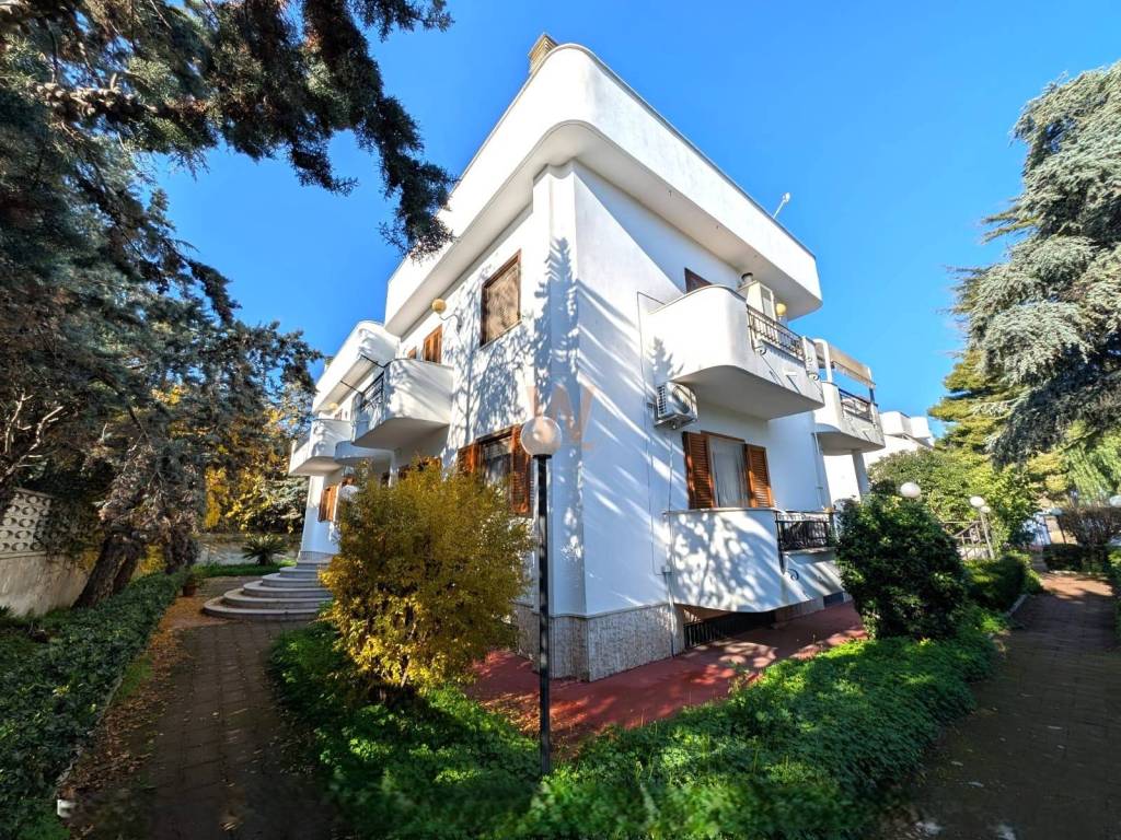 Villa a Trani in Via Pietro Mascagni - Foto 3