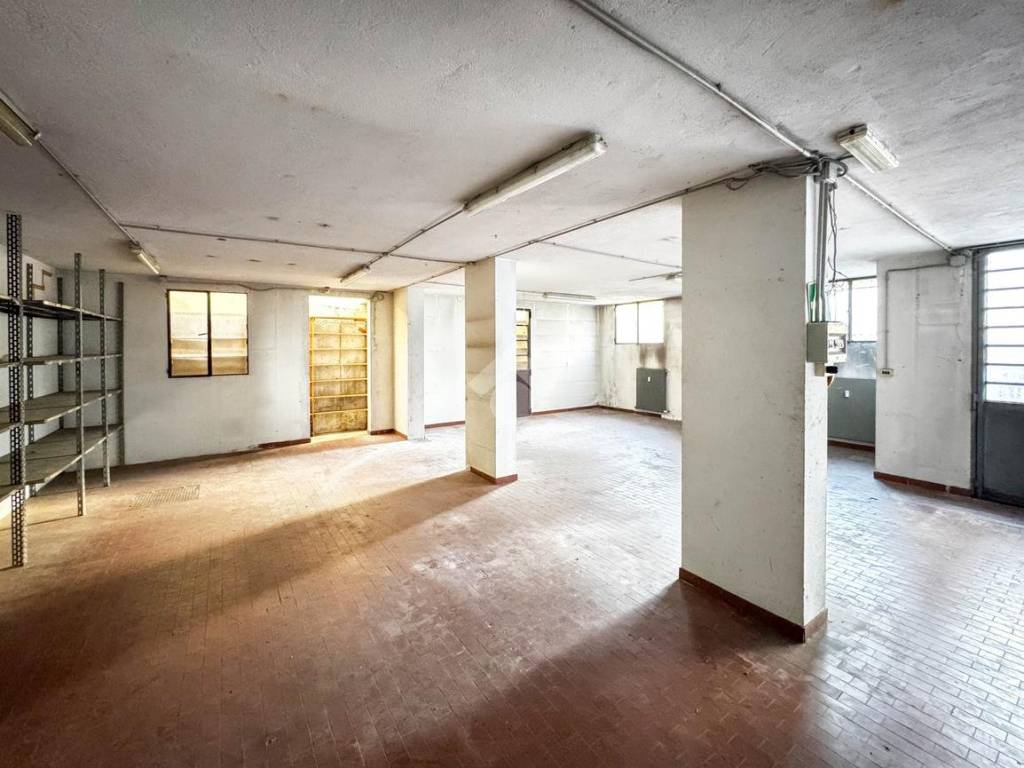 Immobile a Lecco in Via Adamello, 19 - Foto 3