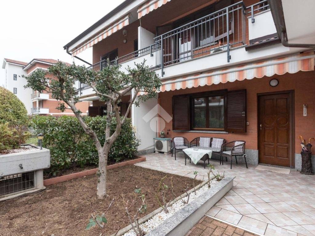 Casa indipendente a Ciriè in Via taneschie, 25 - Foto 2