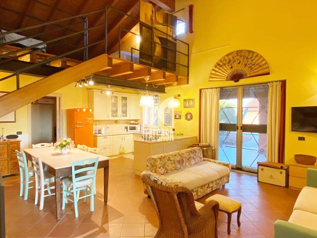 Villa a Roncoferraro - Foto 5