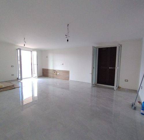 Appartamento a Orta di atella in Via Michelangelo Buonarroti - Foto 2