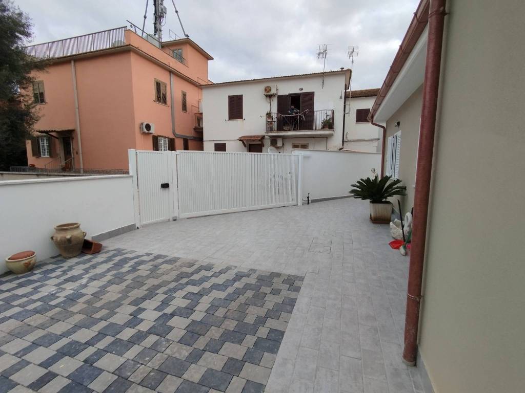 Villa a Ardea in Viale San Lorenzo, 95 - Foto 4