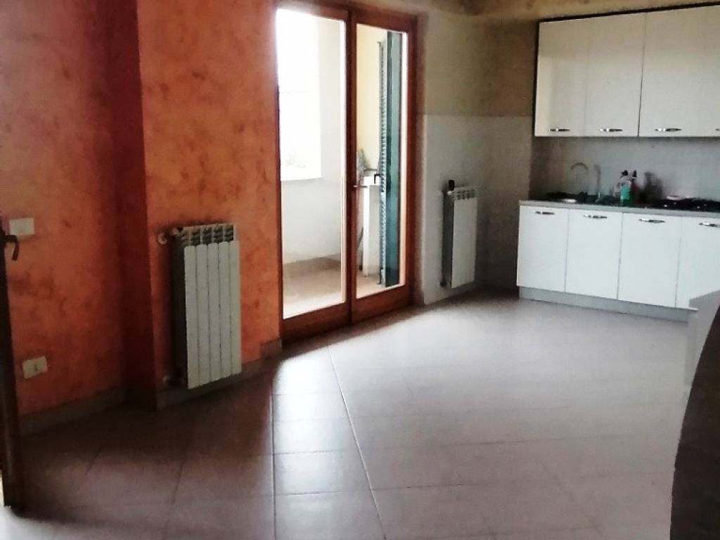 Appartamento a Guidonia montecelio in Via Giuliano Montelucci - Foto 4
