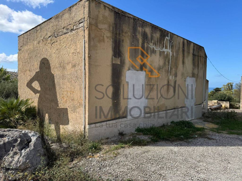 Appartamento a Custonaci in Via Padre Francesco Randazzo, 37 - Foto 4