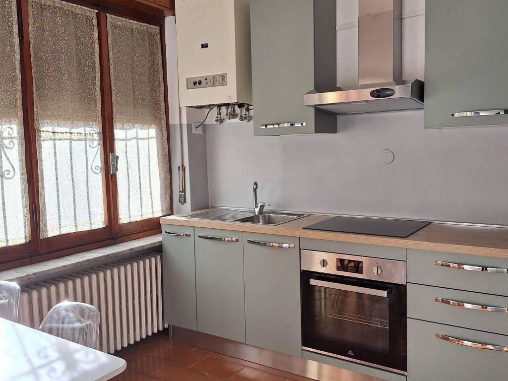 Appartamento a Vercelli in Via Gran Paradiso - Foto 2