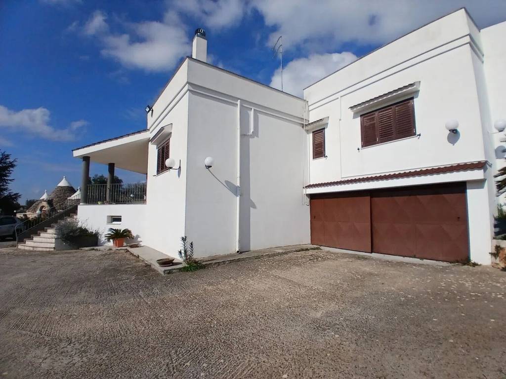 Villa a Ceglie messapica in Via Delle Noci, 14 - Foto 2