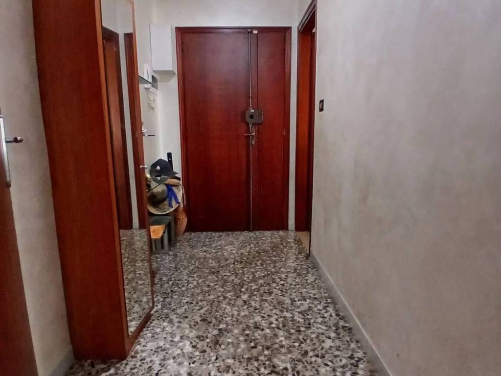 Appartamento a Ceglie messapica in Via Gen. Cosimo Suma No Number - Foto 4