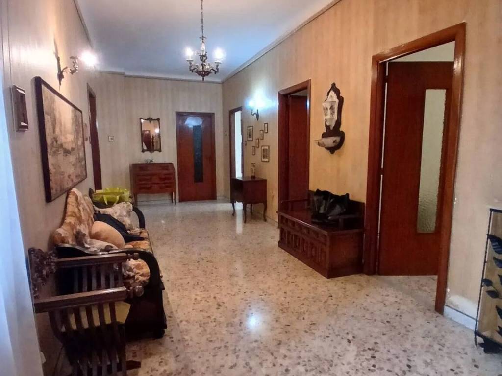 Appartamento a Ceglie messapica in Via Martina, 58 - Foto 2