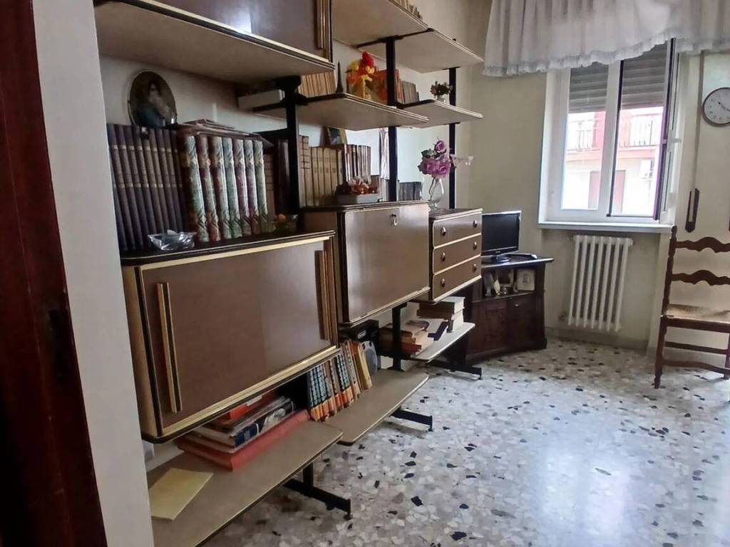 Appartamento a Ceglie messapica in Via Martina, 58 - Foto 4