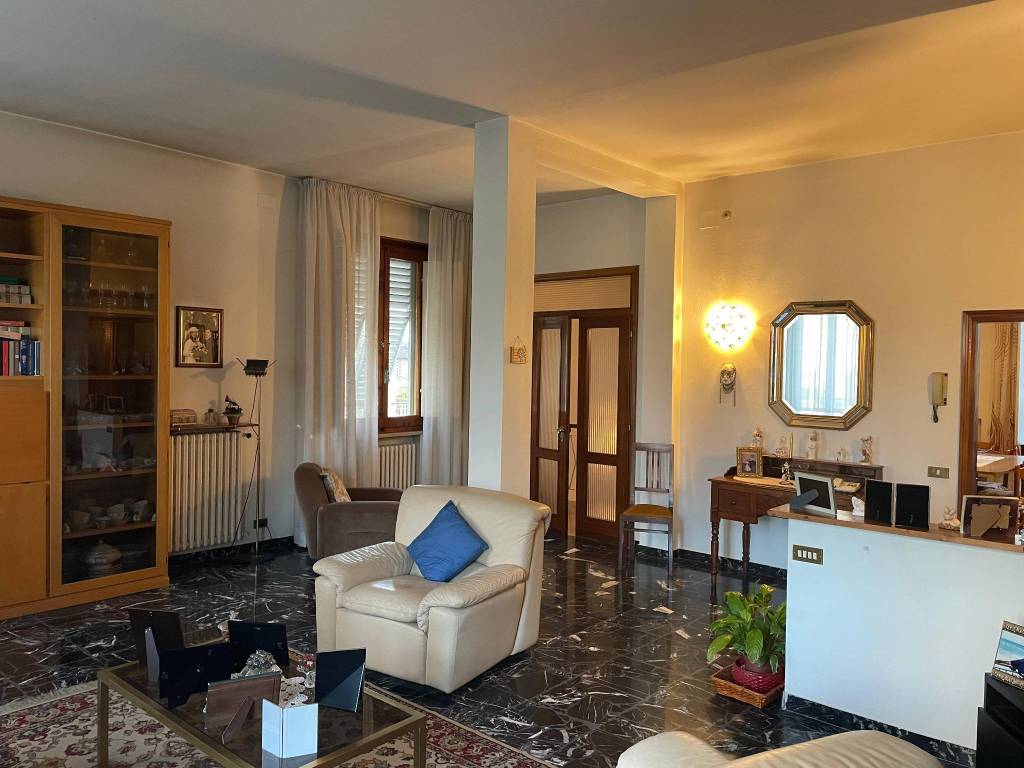 Villa a Castelfiorentino in Via Vittorio Niccoli, 45 - Foto 2