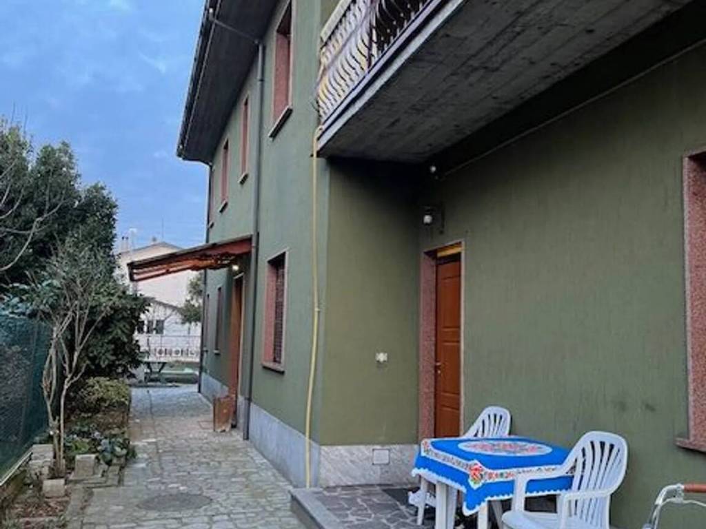 Villa a Marcignago in Via Aldo Moro, 6 - Foto 2